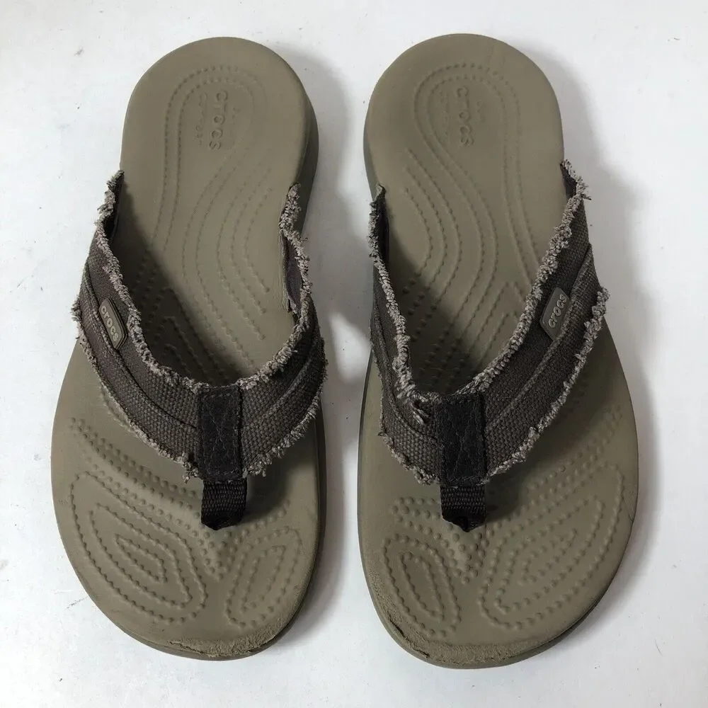 Crocs Sandals Mens Size 7 Dual Comfort Distressed Flip Flops Thong Taupe Brown C